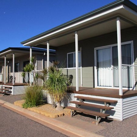 The Sundowner Cabin & Tourist Park Whyalla Esterno foto
