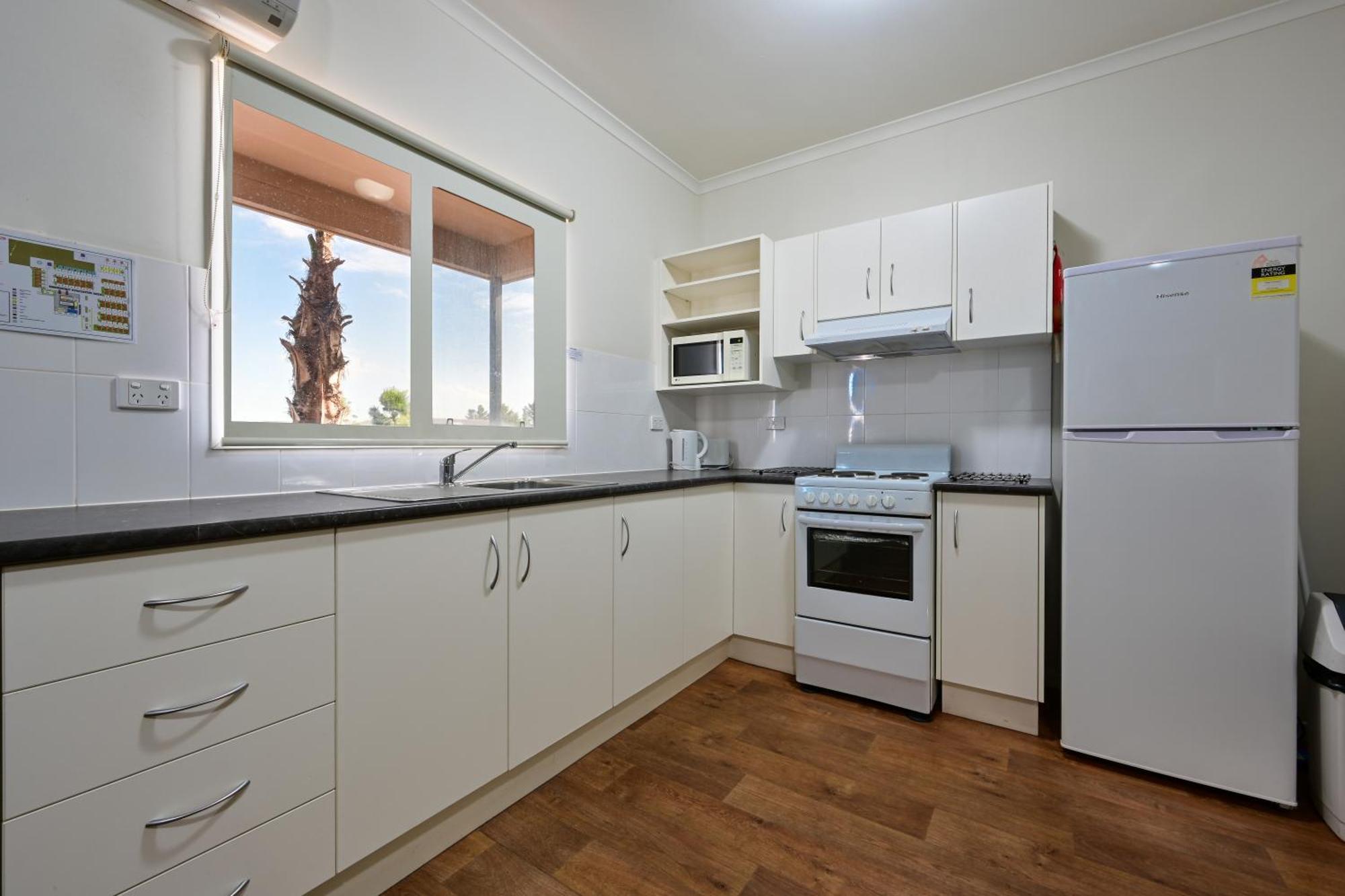 The Sundowner Cabin & Tourist Park Whyalla Esterno foto