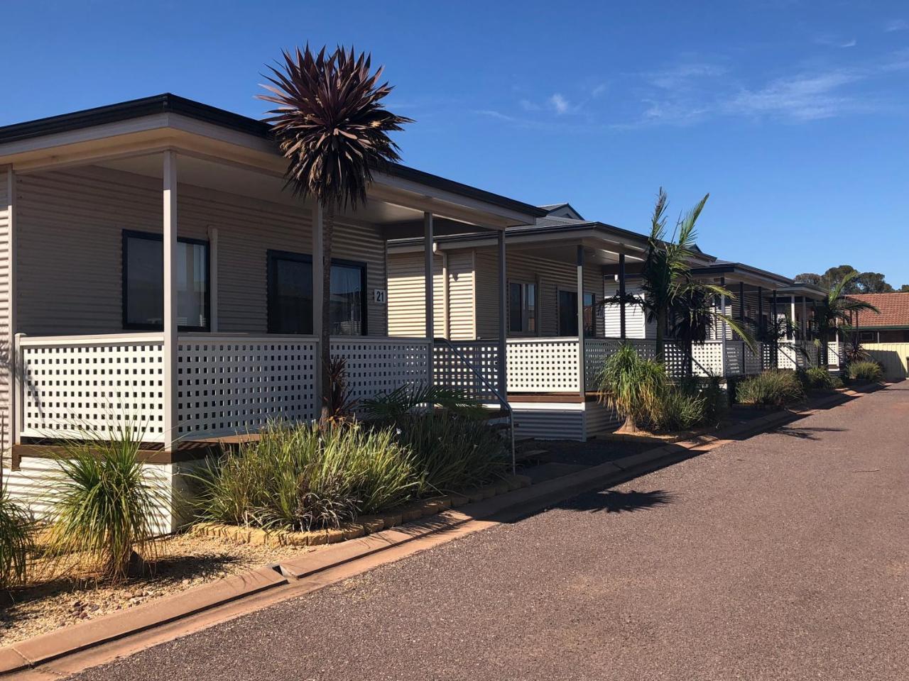 The Sundowner Cabin & Tourist Park Whyalla Esterno foto