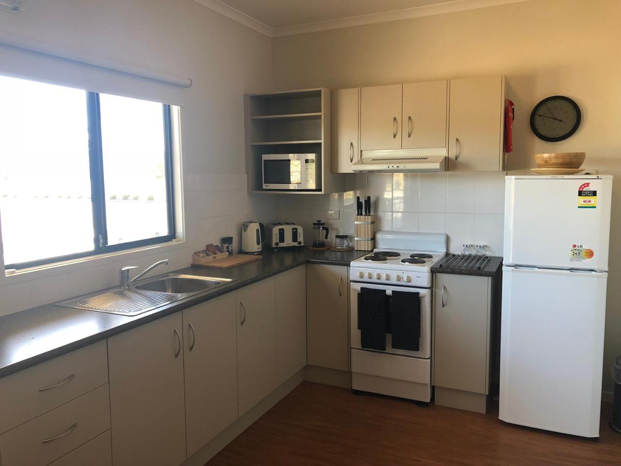 The Sundowner Cabin & Tourist Park Whyalla Esterno foto