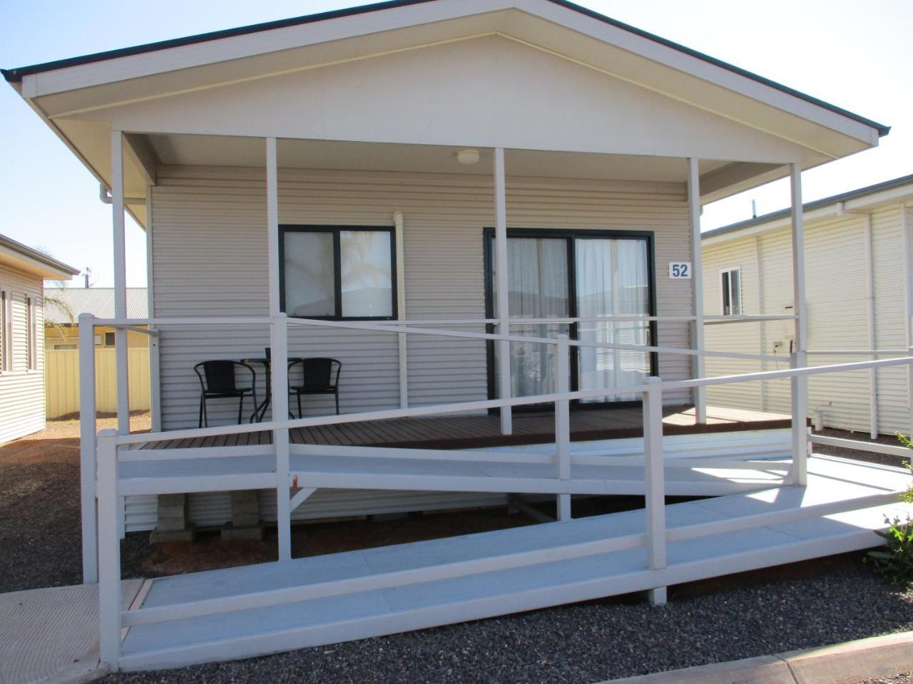 The Sundowner Cabin & Tourist Park Whyalla Esterno foto